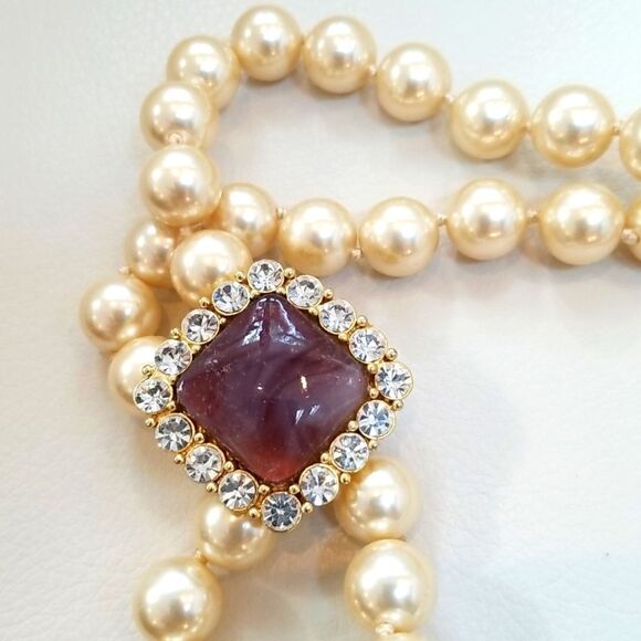 GORGEOUS CULTURED PEARLS AND BEAUTIFUL PURPLE STONE SURROUNDED BY CZS NECKLACE!! - Picture 6 of 8